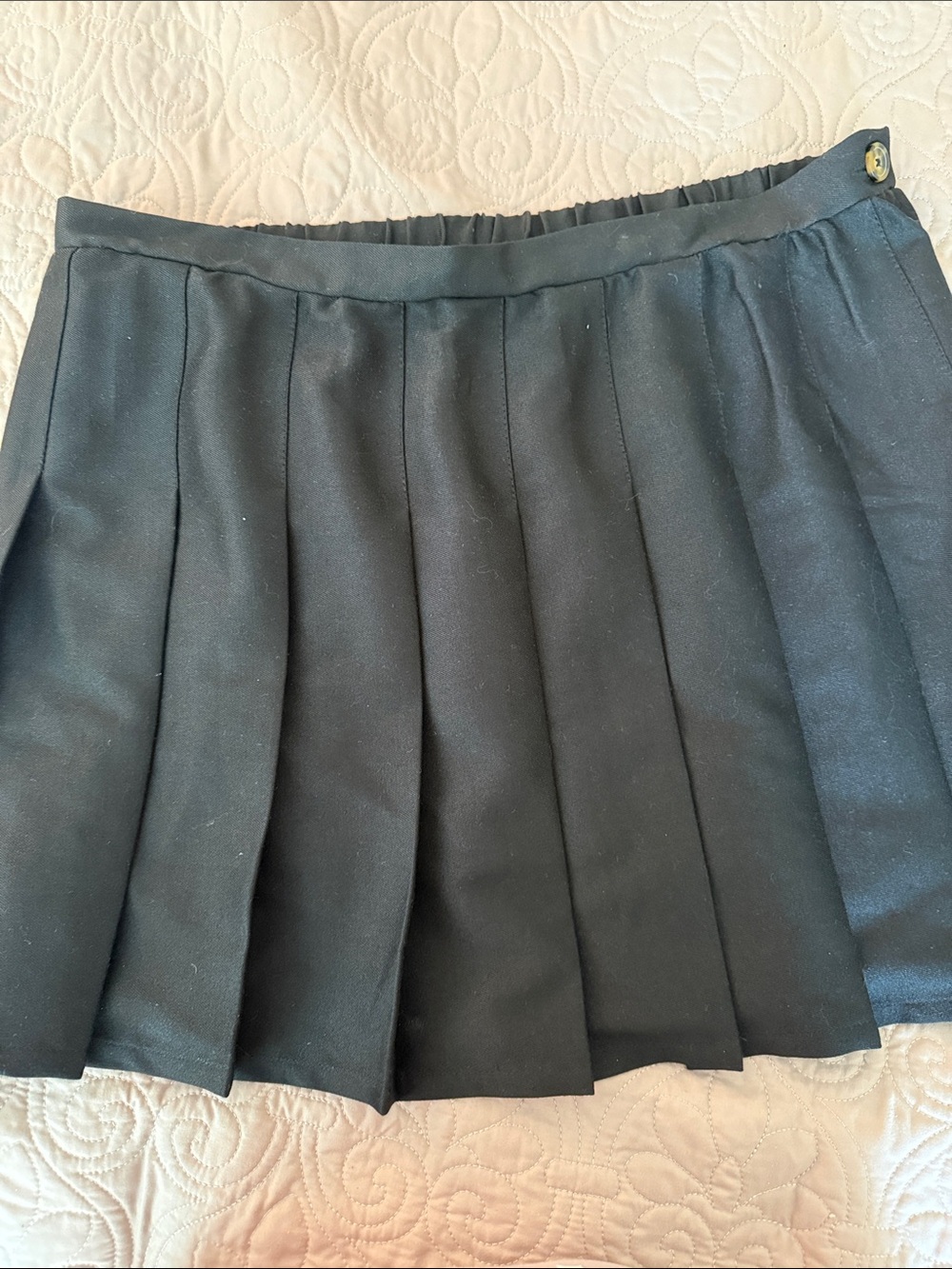 Classic Black Pleated Mini Skirt (XXL)